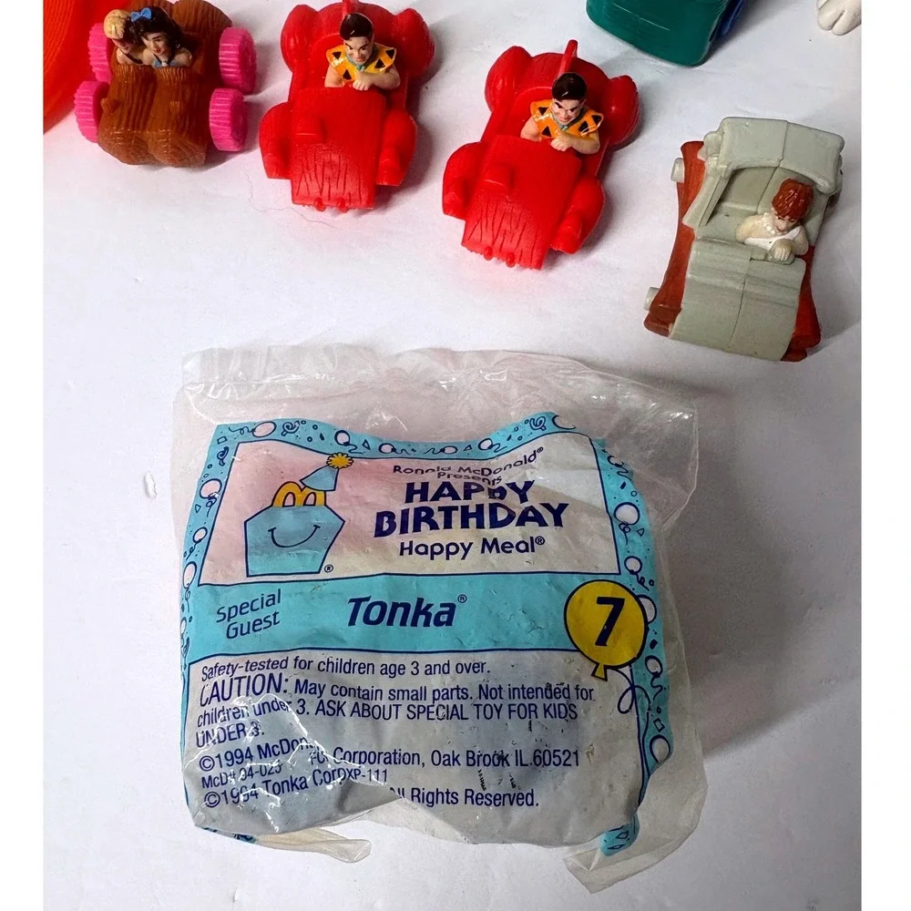 Vintage & Modern Fast Food Toy Lot McDonalds Disney Flintstones Minecraft Tonka